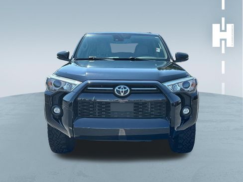 Used 2021 Toyota 4Runner SR5 Premium AWD/4WD image 2