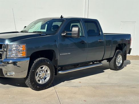 Used 2008 Chevrolet Silverado 2500 LT w/ 1LT Convenience Package image 10