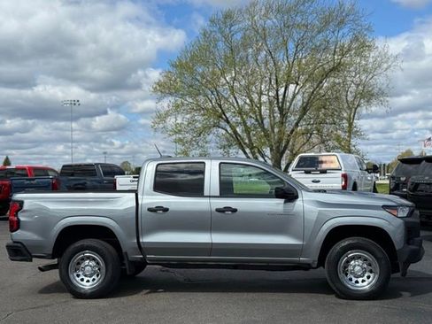 Used 2023 Chevrolet Colorado W/T w/ Safety Package RWD image 33
