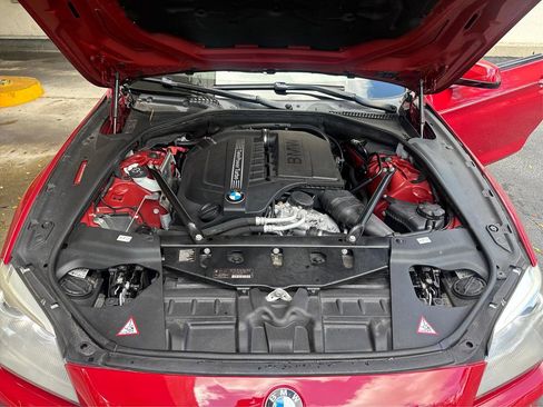 Used 2013 BMW 640i Convertible image 10