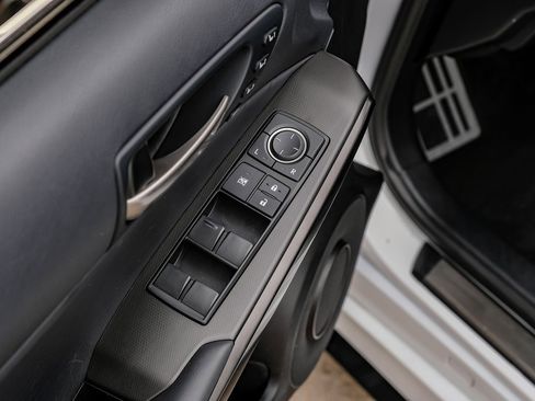 Used 2022 Lexus IS 350 F Sport image 56