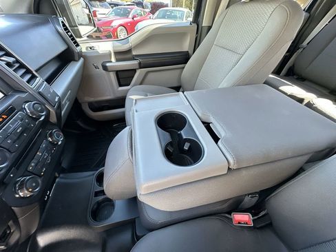 Used 2018 Ford F150 XLT w/ Equipment Group 302A Luxury AWD/4WD image 21