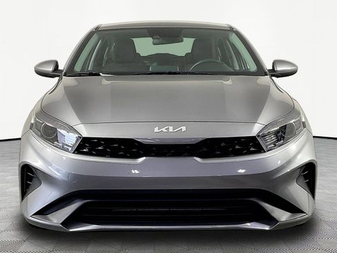 Used 2024 Kia Forte LXS FWD image 2