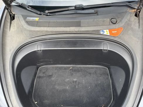 Used 2018 Tesla Model 3 Long Range RWD image 7
