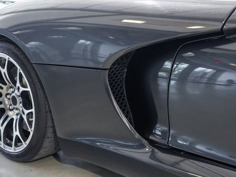 Used 2013 SRT Viper GTS w/ GTS Laguna Interior Pkg image 16