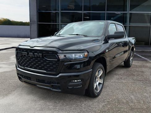 New 2026 RAM 1500 Express RWD image 3
