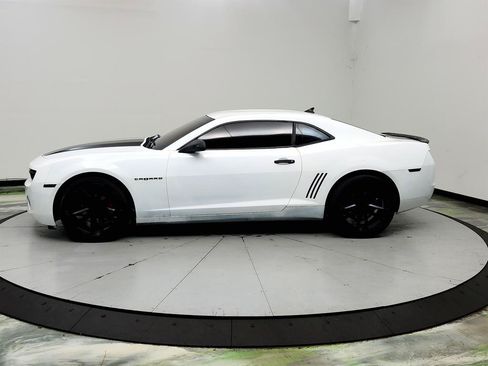 Used 2012 Chevrolet Camaro LS RWD image 8