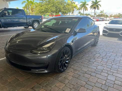 Used 2021 Tesla Model 3 Performance AWD/4WD image 1