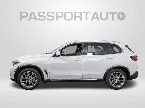 Used 2023 BMW X5 xDrive40i w/ Premium Package image 2