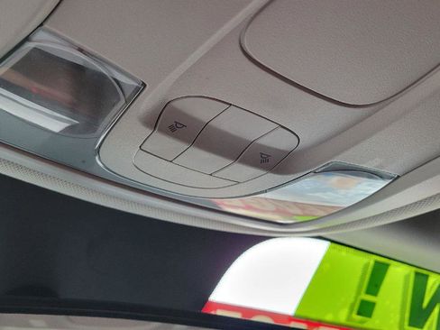 Used 2019 Jeep Renegade Sport image 22