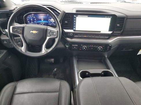 Used 2025 Chevrolet Silverado 2500 LTZ w/ LTZ Plus Package image 26