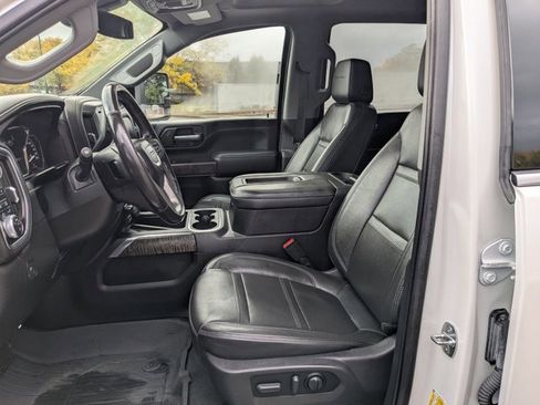 Used 2022 GMC Sierra 3500 Denali AWD/4WD image 15