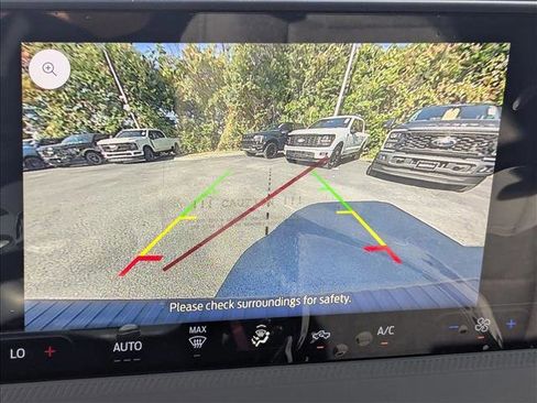 New 2025 Ford Maverick XL image 13