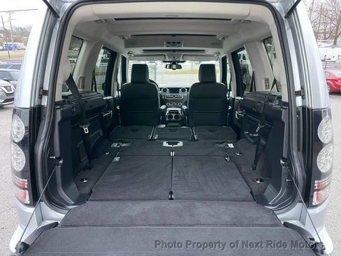 Used 2016 Land Rover LR4 HSE LUX image 33