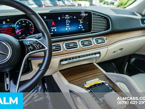 Used 2025 Mercedes-Benz GLE 350 4MATIC image 31