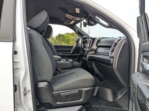 Used 2025 RAM 2500 Big Horn AWD/4WD image 50