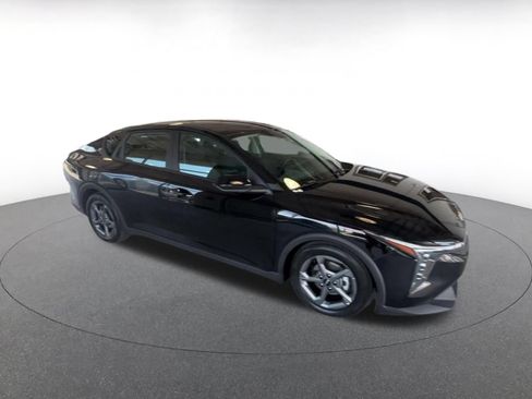 Used 2025 Kia K4 FWD image 2