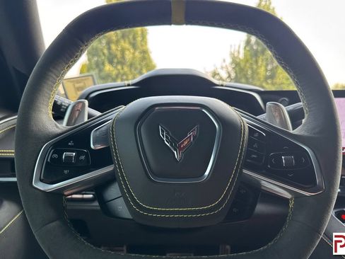 Used 2023 Chevrolet Corvette Stingray Premium Cpe w/ Z51 Performance Package RWD image 25