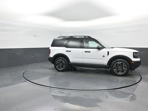 New 2026 Ford Bronco Sport Outer Banks w/ Outer Banks Tech Package+ AWD/4WD image 4