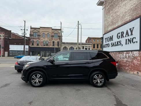 Used 2016 Honda Pilot EX image 5