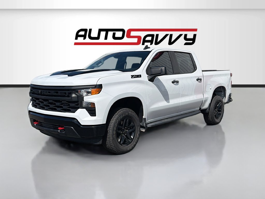 Used 2024 Chevrolet Silverado 1500 Custom Trail Boss w/ LPO, Dark Essentials Package AWD/4WD image 3