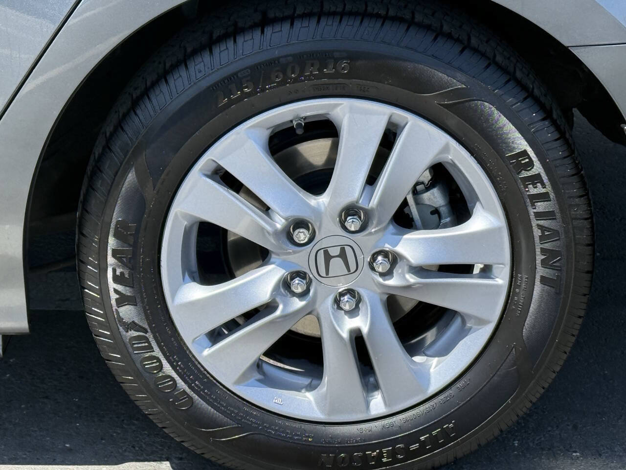 Used 2012 Honda Accord LX image 13