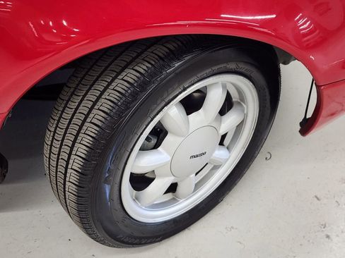 Used 1990 MAZDA MX-5 Miata image 34