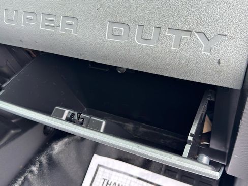 Used 2015 Ford F250 XL w/ Power Equipment Group image 40