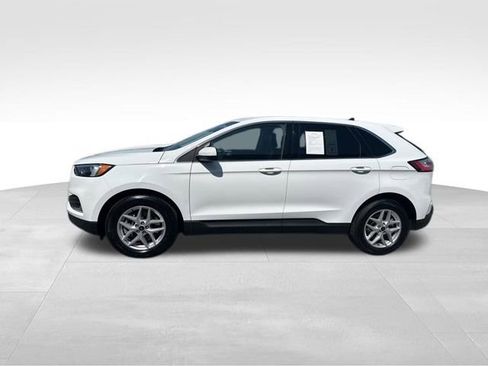 Used 2024 Ford Edge SEL image 25