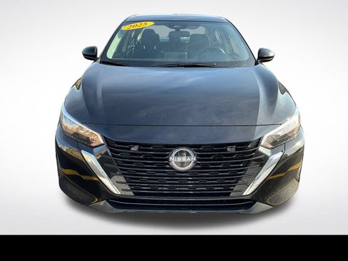 Used 2025 Nissan Sentra SV FWD image 22