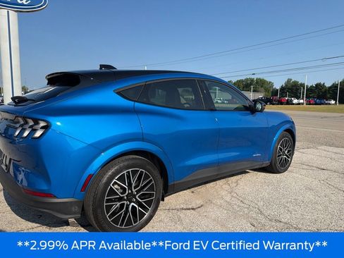 Used 2025 Ford Mustang Mach-E Premium AWD/4WD image 38