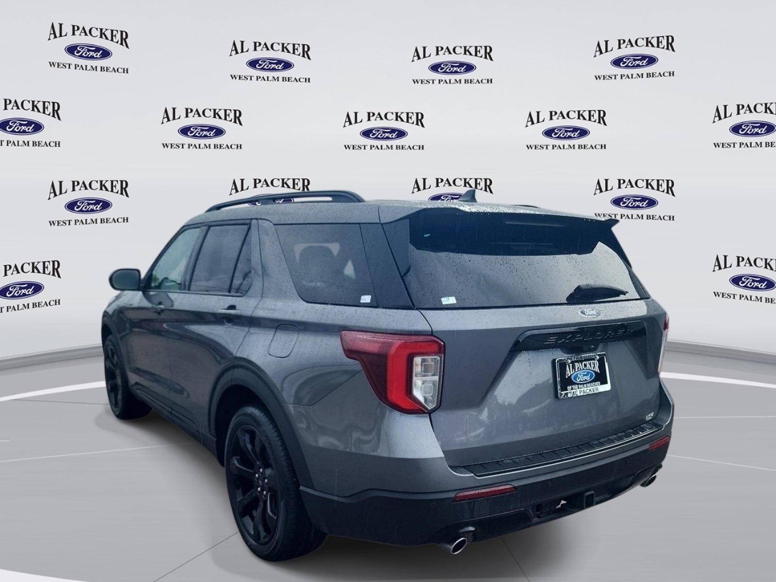Certified 2023 Ford Explorer ST-Line w/ Class IV Trailer Tow Package RWD image 4