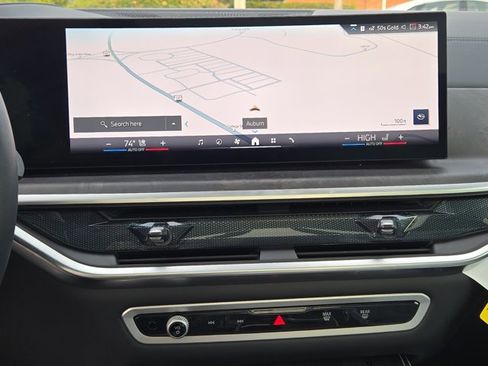 Used 2026 BMW X5 sDrive40i w/ Premium Package image 29