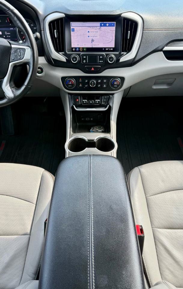 Used 2020 GMC Terrain SLT w/ Preferred Package FWD image 23