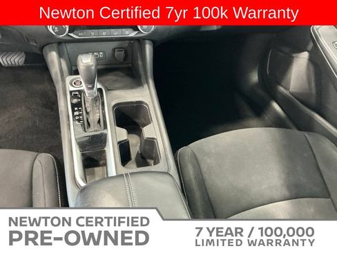 Used 2022 Nissan Sentra SV FWD image 10