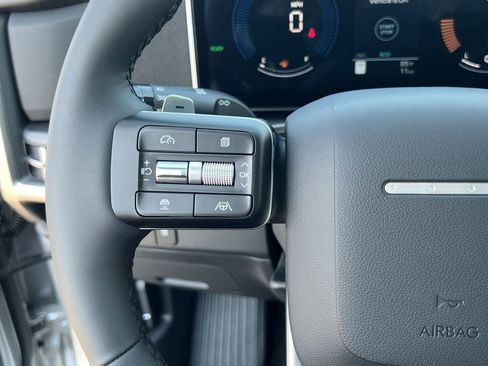 New 2026 Hyundai Santa Fe SE image 13