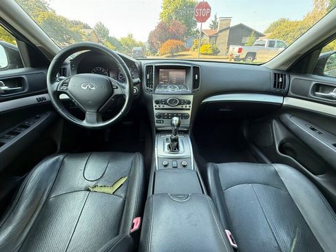 Used 2013 INFINITI G37 x w/ Premium Pkg image 14