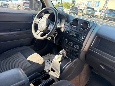 Used 2014 Jeep Patriot Sport w/ Power Value Group AWD/4WD image 34