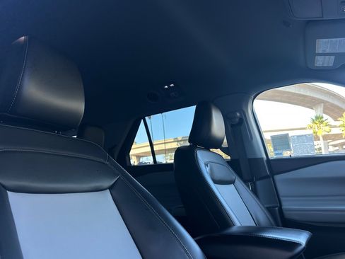 Certified 2022 Ford Explorer XLT w/ Equipment Group 202A image 17