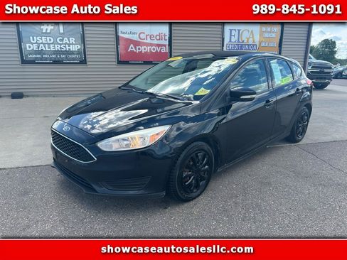 Used 2016 Ford Focus SE FWD image 1