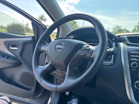 Certified 2024 Nissan Murano SV w/ SV Midnight Edition Package AWD/4WD image 19