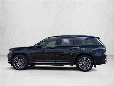Used 2021 Jeep Grand Cherokee L Summit AWD/4WD image 9