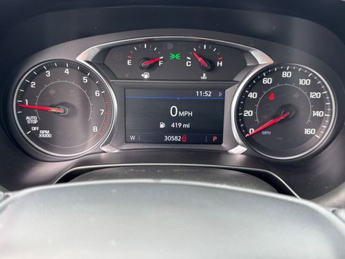 Used 2025 Chevrolet Blazer LT FWD image 41