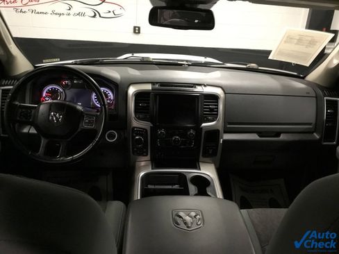 Used 2018 RAM 1500 Big Horn image 32