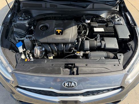 Used 2021 Kia Forte LXS FWD image 31