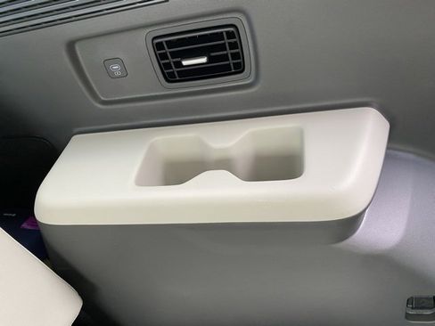 Used 2024 Hyundai Santa Fe Limited image 41