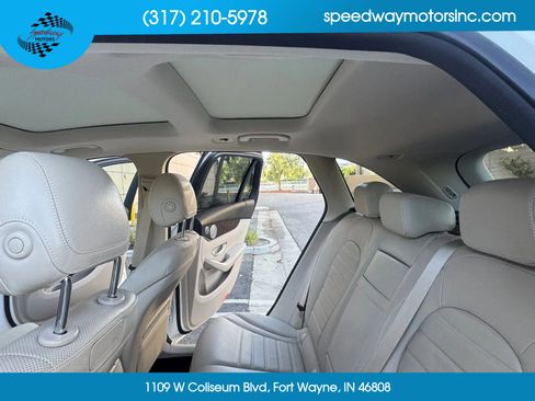 Used 2019 Mercedes-Benz GLC 300 image 46