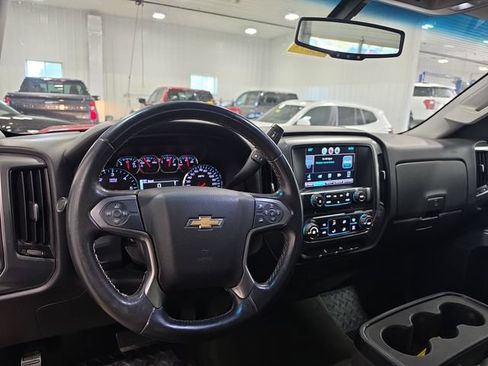 Used 2015 Chevrolet Silverado 1500 LT w/ LT Convenience Package AWD/4WD image 4