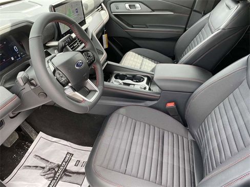 New 2025 Ford Explorer ST-Line w/ Premium Package image 8