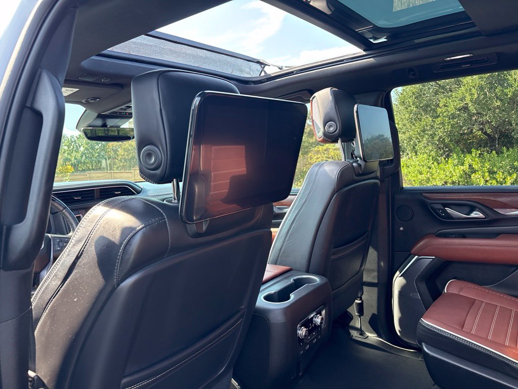 Used 2023 GMC Yukon Denali Ultimate AWD/4WD image 20